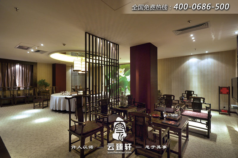 中式餐廳包間的設(shè)計效果圖